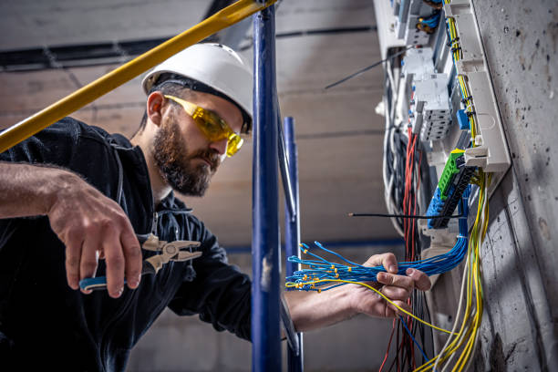 Best Electrical Contractors for Businesses  in Lansing, IL